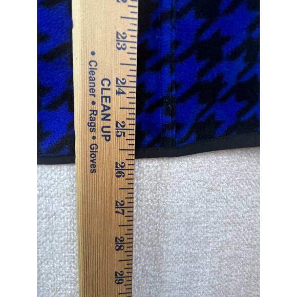 Susan Graver Women’s Large Black/Blue Chevron Fleece Zip-Front Vest Layering - Picture 6 of 6